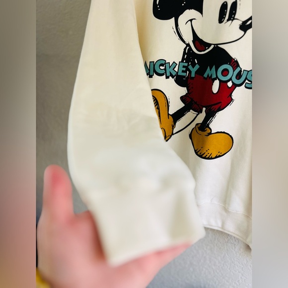 Mickey Mouse Colored Pencil Sketch Fleece Sweater White size med - Picture 5 of 6